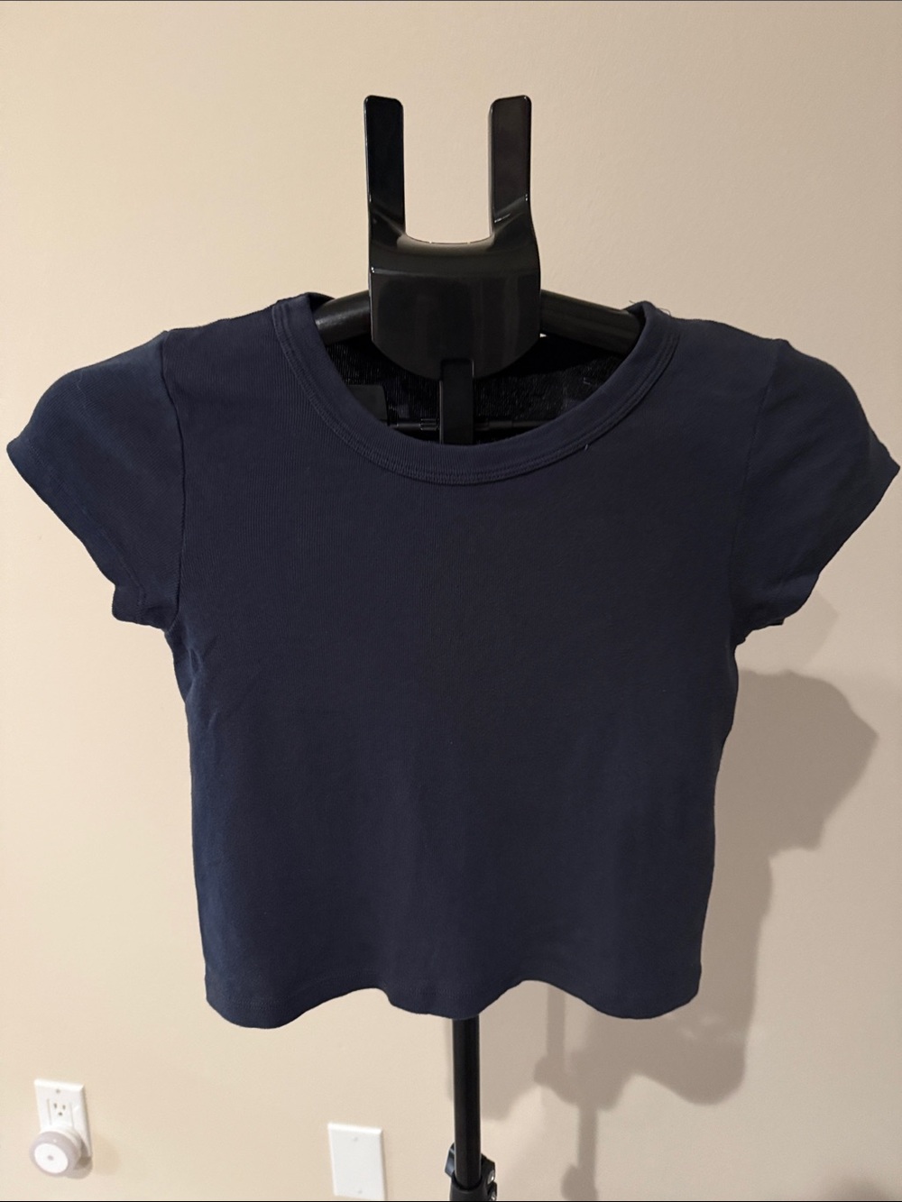 Brandy Melville Navy Short Sleeve Crop Top